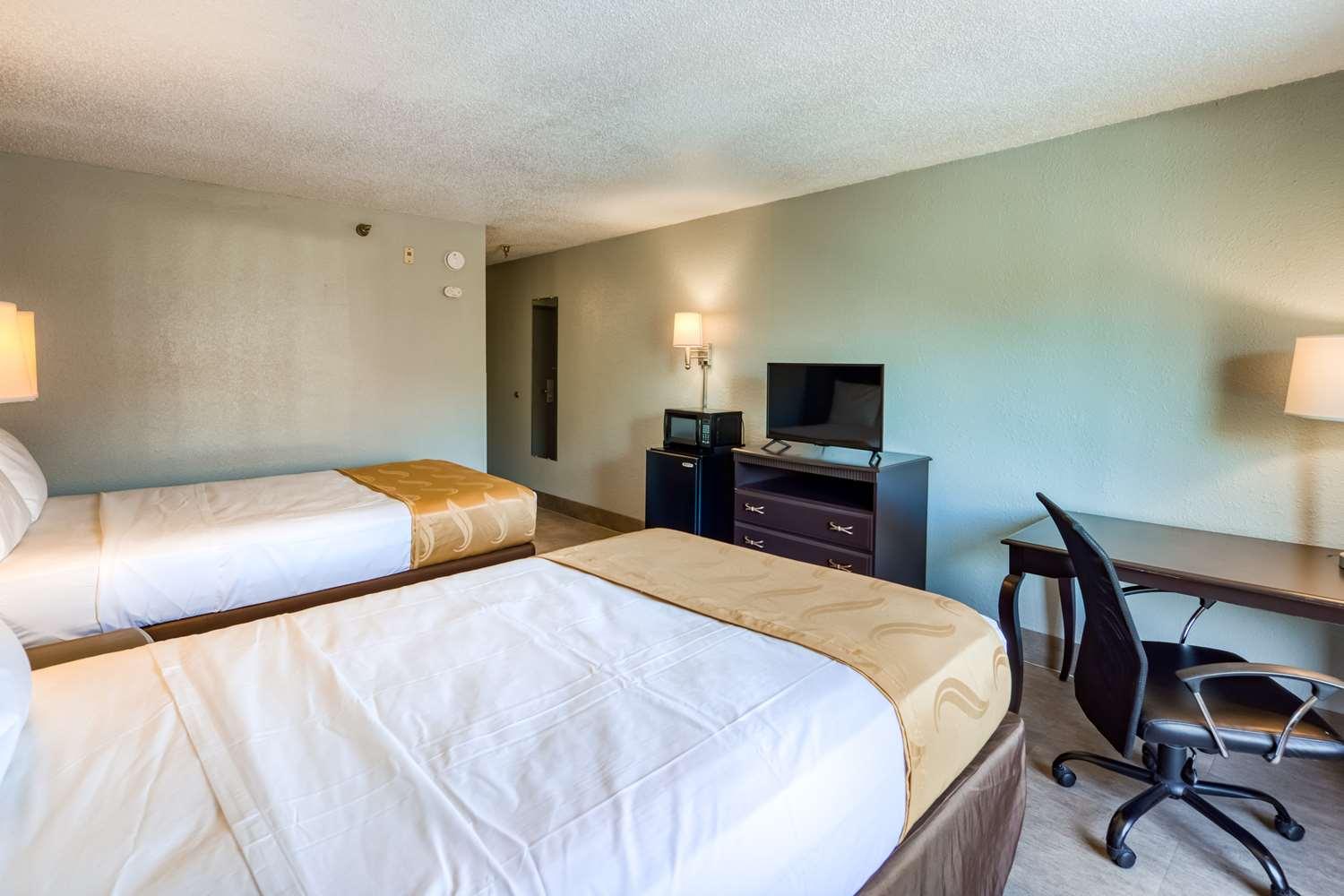 Surestay Plus Hotel By Best Western Durham Medical Center Екстер'єр фото