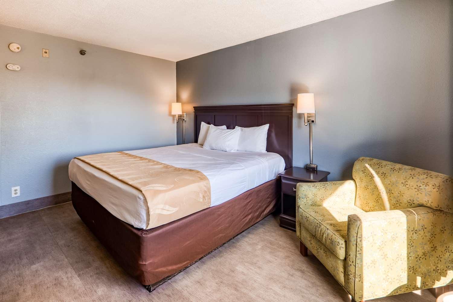 Surestay Plus Hotel By Best Western Durham Medical Center Екстер'єр фото