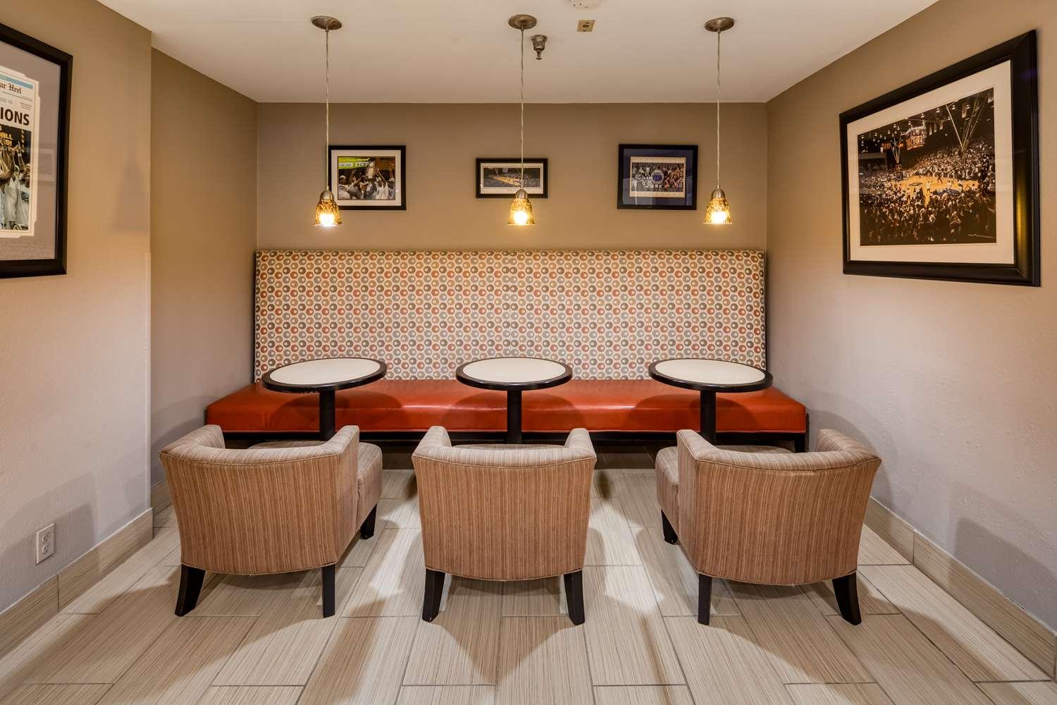 Surestay Plus Hotel By Best Western Durham Medical Center Екстер'єр фото