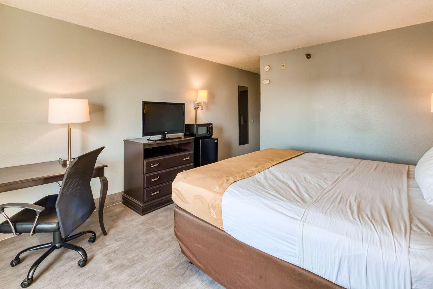 Surestay Plus Hotel By Best Western Durham Medical Center Екстер'єр фото