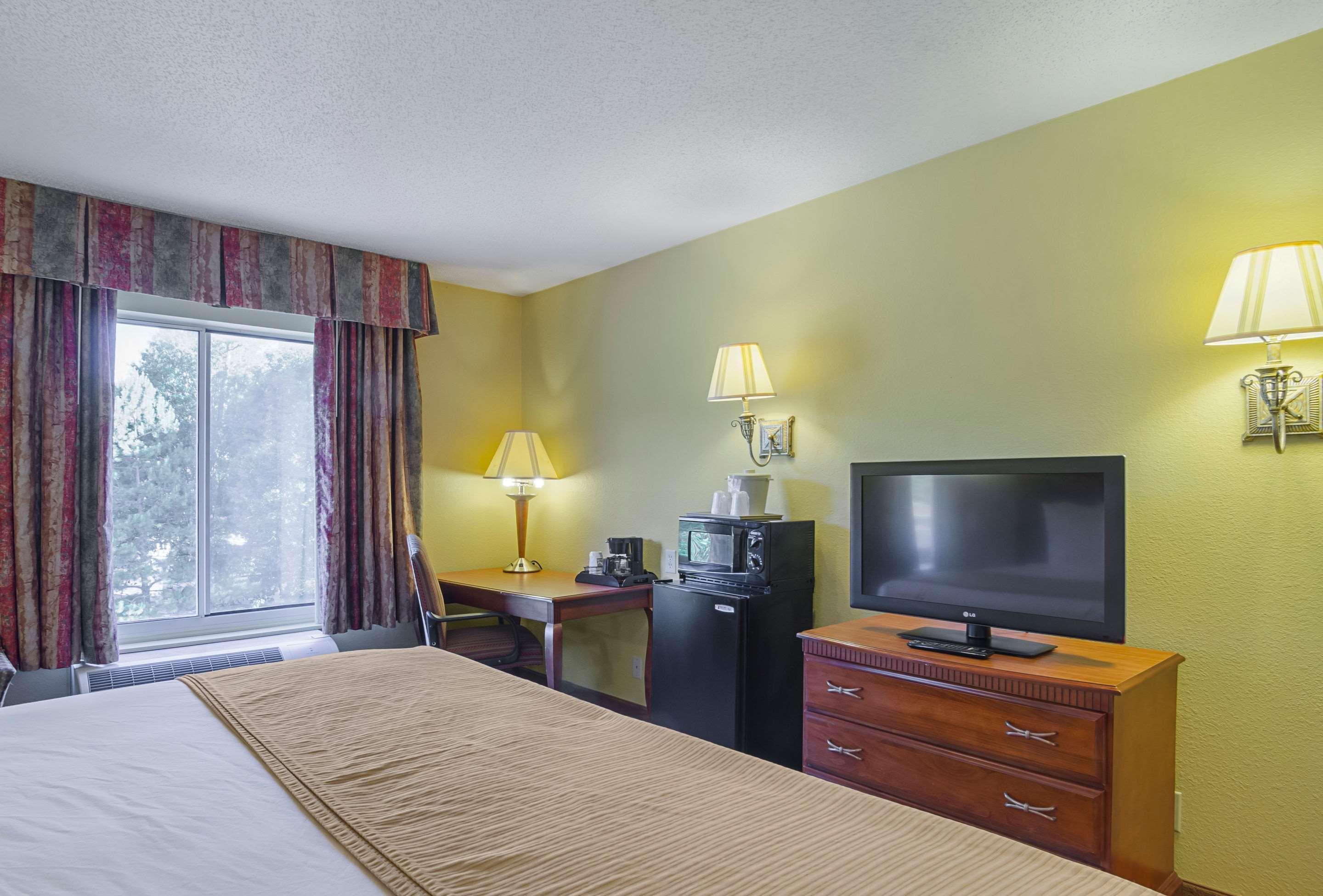 Surestay Plus Hotel By Best Western Durham Medical Center Екстер'єр фото