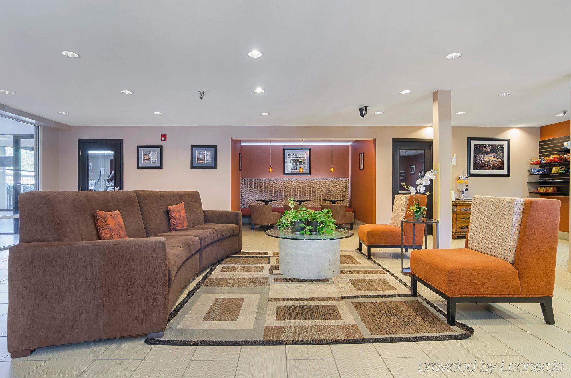 Surestay Plus Hotel By Best Western Durham Medical Center Екстер'єр фото